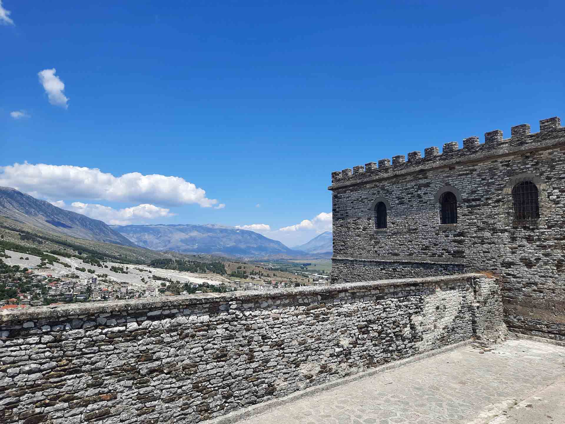 Vista dal castello di Argirocastro